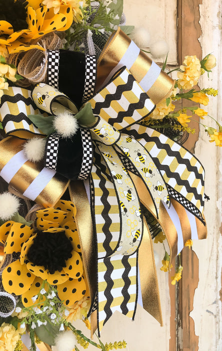 Bumble Bee Wreath